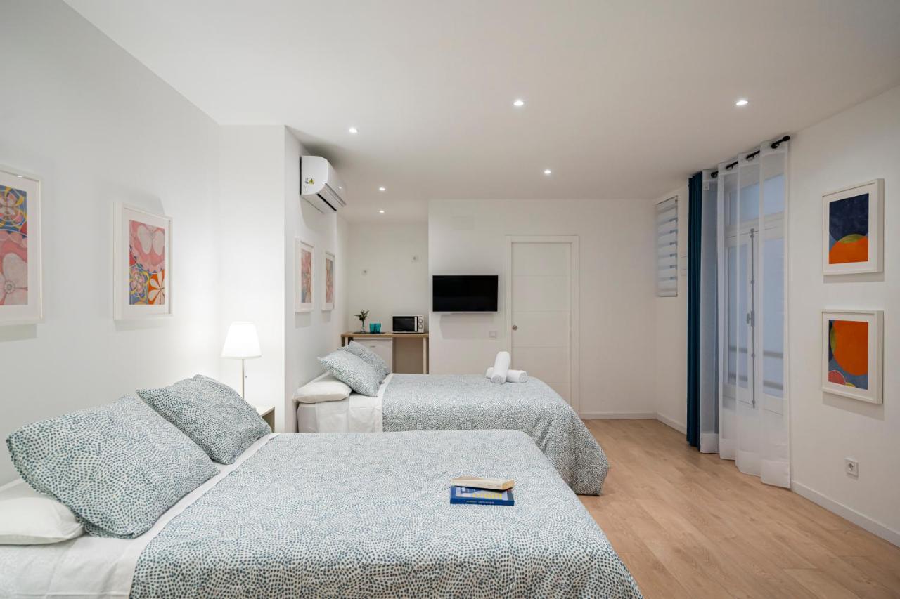 Room Plaza Espana Мадрид Экстерьер фото