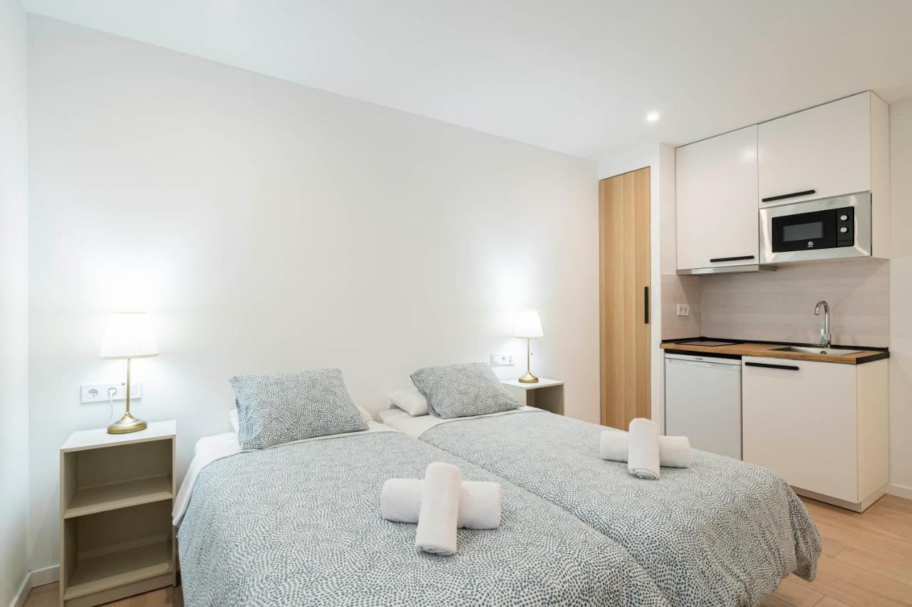 Room Plaza Espana Мадрид Экстерьер фото