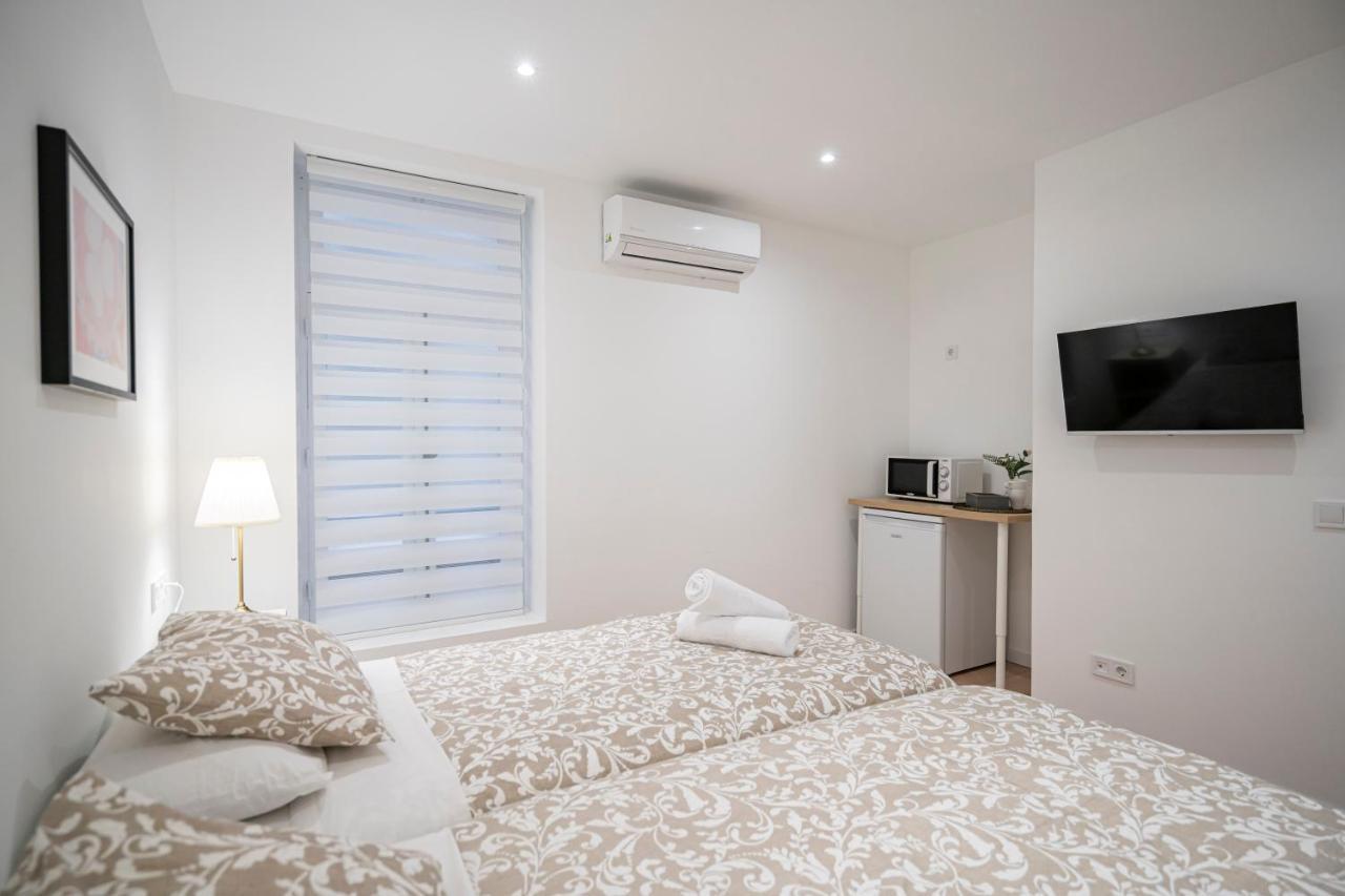 Room Plaza Espana Мадрид Экстерьер фото
